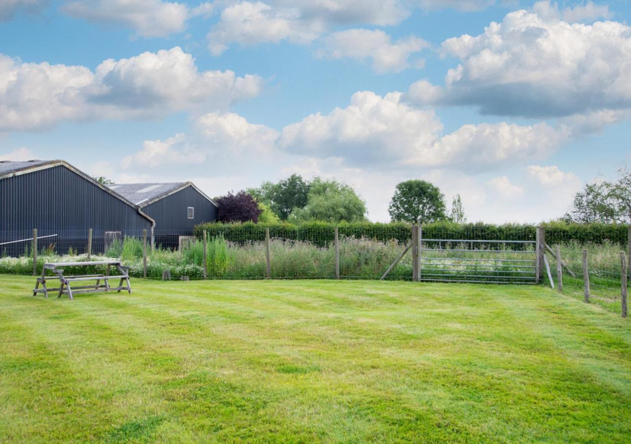 The Milking Parlour Villa Frittenden ภายนอก รูปภาพ